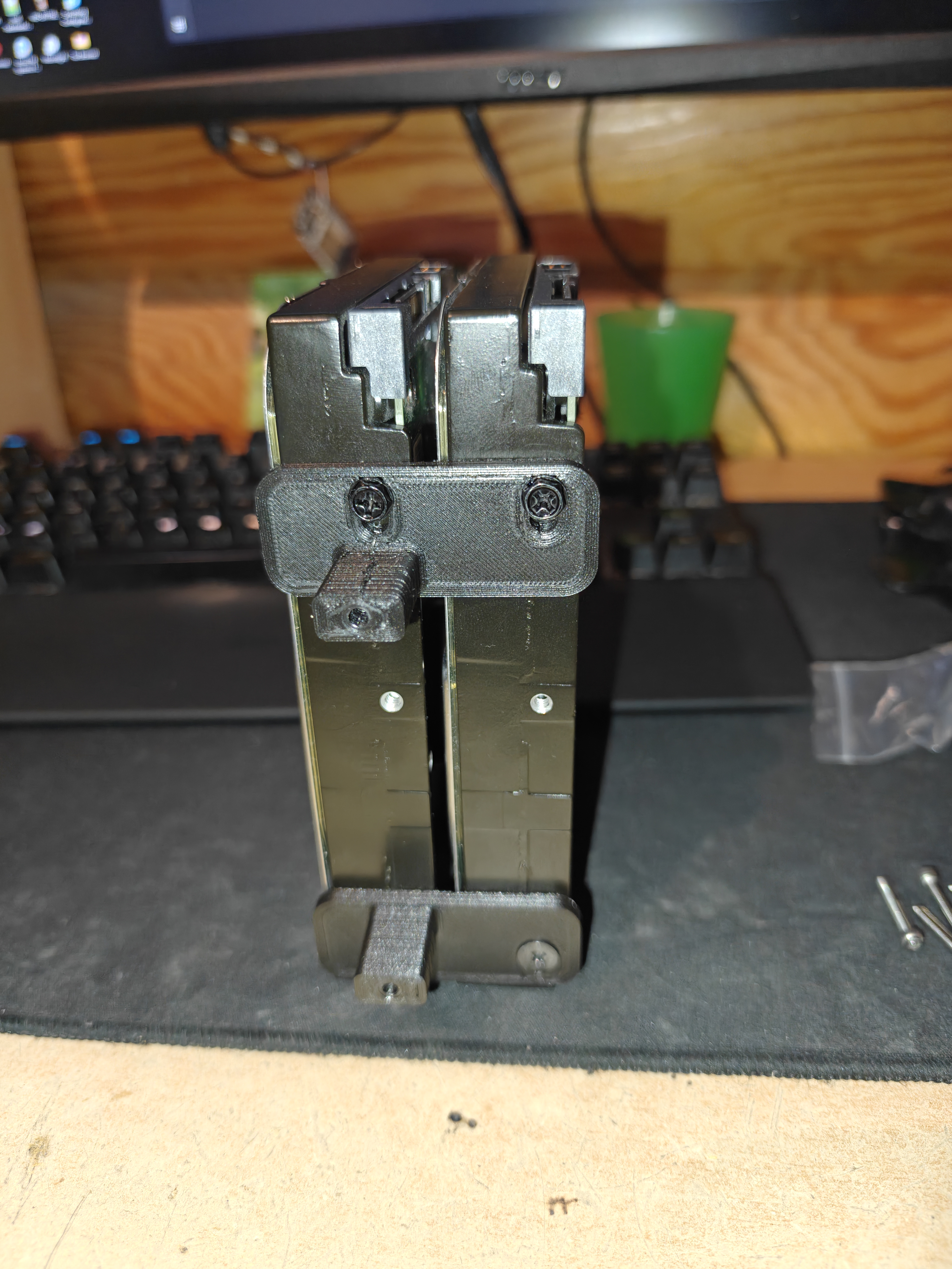 Dell Precision T5810 2x 3.5" HDD Mount to the front optical drive tray/caddy - photo 3